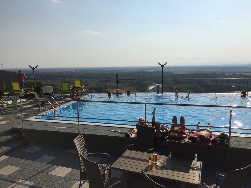 Wellness Pension Inovec Jalsove Exterior photo